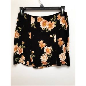 Floral mini skirt